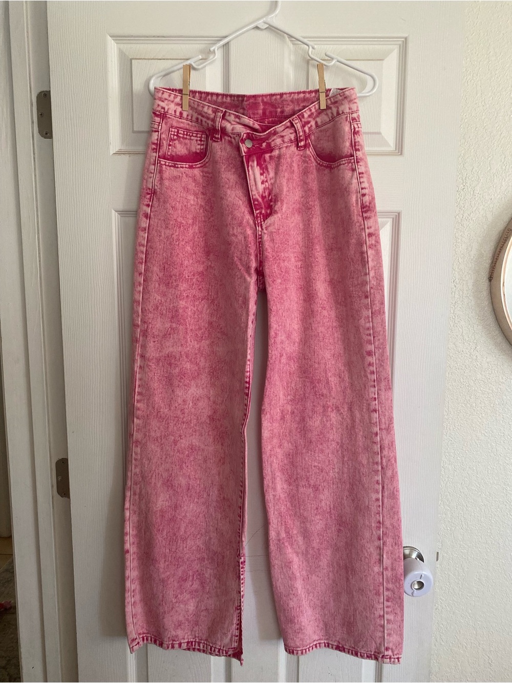 SHEIN Faded Pink Wide-Leg Jeans
